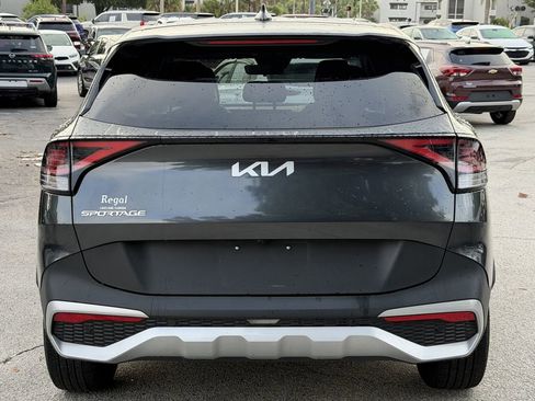 Certified 2024 Kia Sportage EX FWD image 4