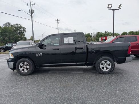 Used 2022 RAM 1500 Classic SLT image 6