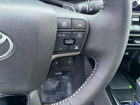 Certified 2025 Toyota Camry SE image 22