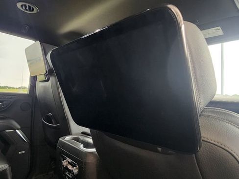 Used 2024 GMC Yukon Denali AWD/4WD image 26