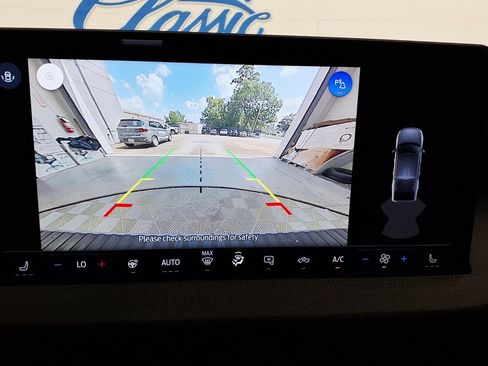 Used 2025 Ford Maverick XLT w/ XLT Luxury Package FWD image 15