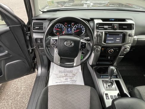 Certified 2019 Toyota 4Runner SR5 AWD/4WD image 13