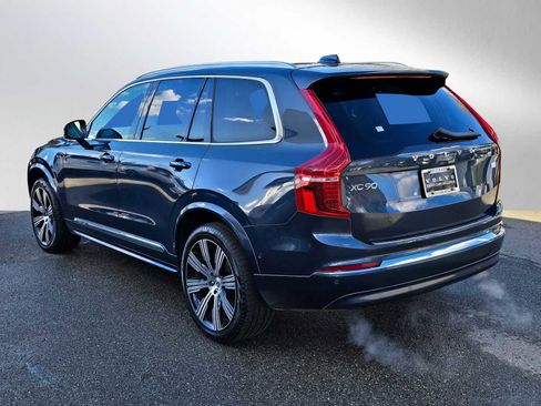 Used 2023 Volvo XC90 T8 Ultimate w/ Lounge Package image 5