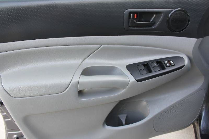Used 2012 Toyota Tacoma 2WD Double Cab w/ Convenience Pkg image 10