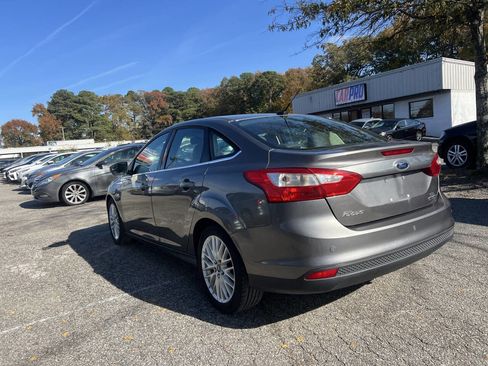 Used 2012 Ford Focus SEL image 5