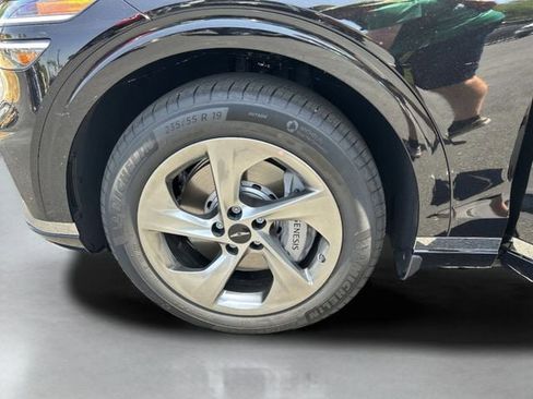 New 2026 Genesis GV70 2.5T Select image 33