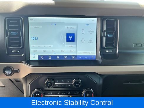 Used 2023 Ford Bronco Wildtrak AWD/4WD image 23