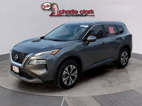 Certified 2023 Nissan Rogue SV image 1