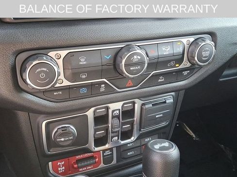 Used 2025 Jeep Wrangler Unlimited Sport S 4xe AWD/4WD image 15