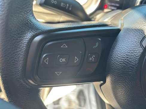 Used 2022 Jeep Wrangler Unlimited Sport AWD/4WD image 19