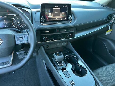 New 2026 Nissan Rogue SV image 29