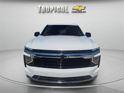 New 2026 Chevrolet Suburban LS image 8