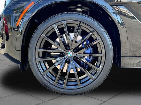 Used 2024 BMW X6 xDrive40i w/ Premium Package AWD/4WD image 10