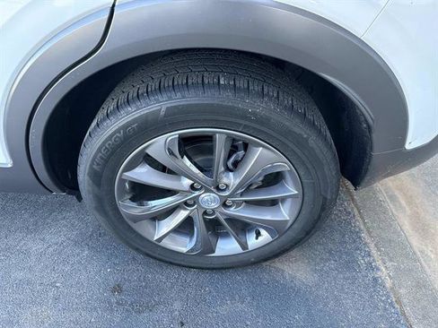 Used 2023 Buick Encore GX Essence w/ Experience Buick Package image 7