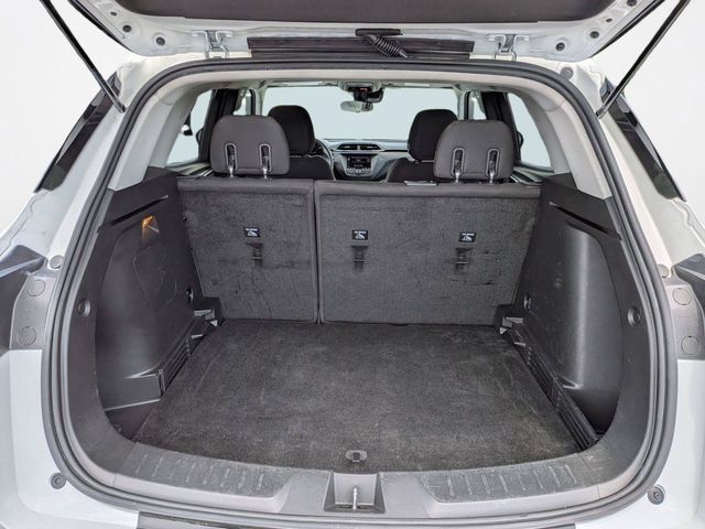 Used 2023 Chevrolet TrailBlazer LT FWD image 12