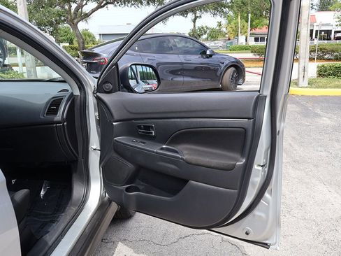 Used 2022 Mitsubishi Outlander Sport FWD image 18