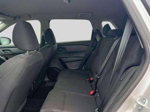 Used 2024 Nissan Rogue S AWD/4WD image 12