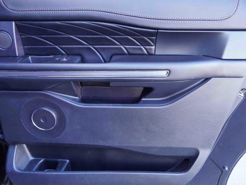 Used 2020 Ford Expedition Max Platinum image 33