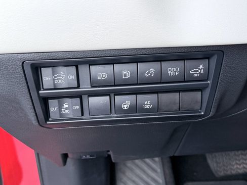 Used 2023 Toyota Tundra Capstone AWD/4WD image 14