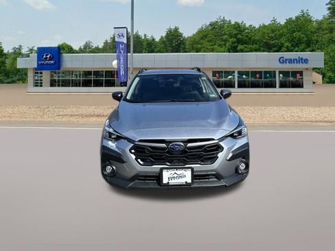 Used 2025 Subaru Crosstrek 2.5i Limited AWD/4WD image 4