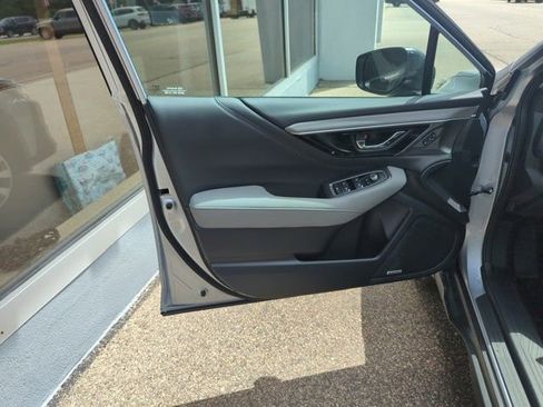 New 2025 Subaru Outback Limited image 10