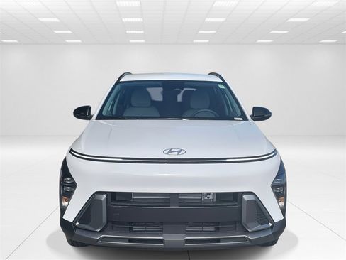 New 2026 Hyundai Kona SEL Premium image 2