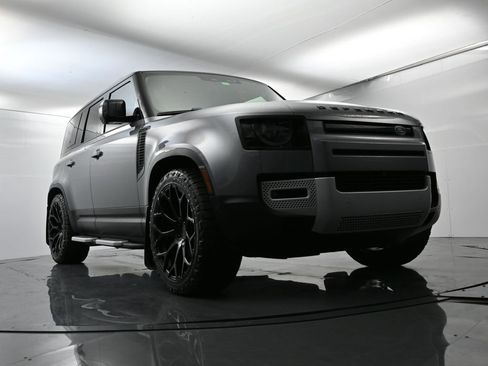 Used 2023 Land Rover Defender 110 S image 51