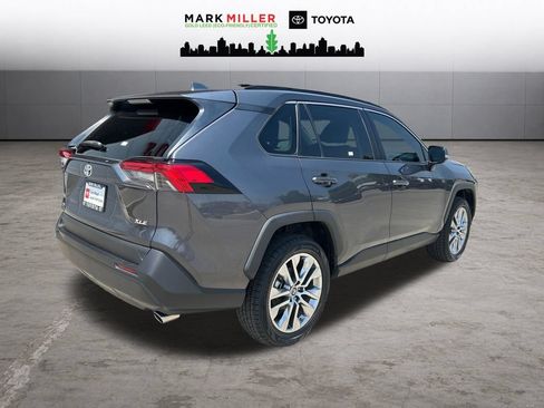 Certified 2019 Toyota RAV4 XLE Premium w/ Cold Weather Package FWD image 6