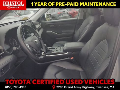 Certified 2020 Toyota Highlander XLE AWD/4WD image 15
