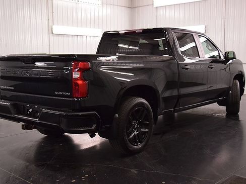 Used 2024 Chevrolet Silverado 1500 Custom AWD/4WD image 9