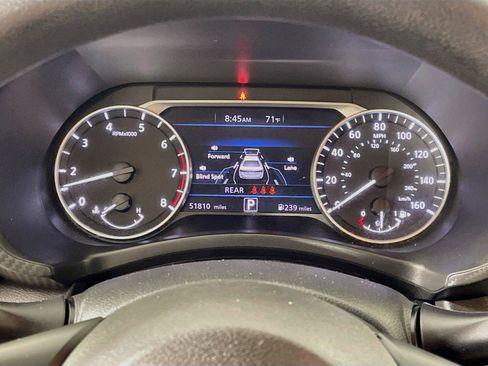 Used 2024 Nissan Sentra SV FWD image 18