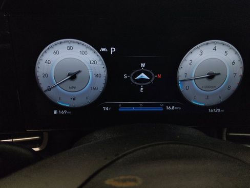 Used 2023 Hyundai Elantra SEL w/ Convenience Package image 23