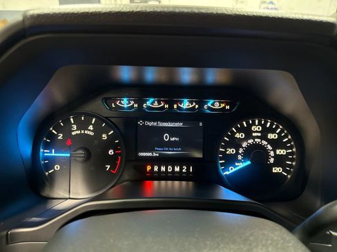 Used 2016 Ford F150 XL w/ Equipment Group 101A Mid AWD/4WD image 14