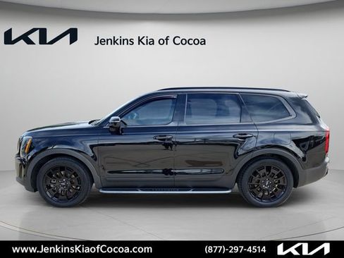 Certified 2022 Kia Telluride SX w/ SX Prestige Package AWD/4WD image 10