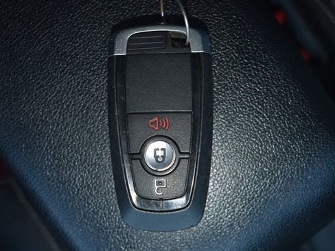 Used 2019 Ford EcoSport Titanium image 31