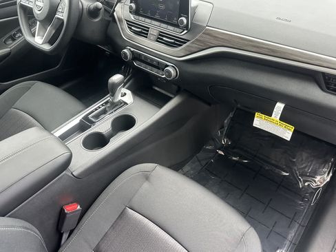 New 2026 Nissan Altima 2.5 SV FWD image 15