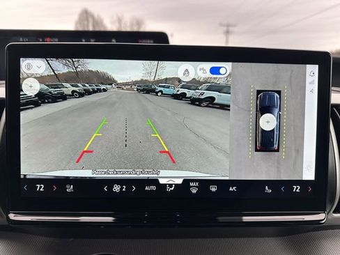 Used 2025 Ford Expedition Active image 26