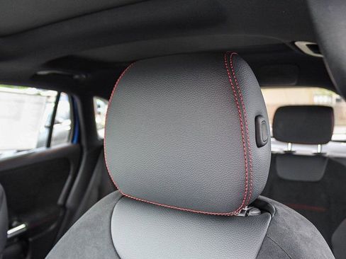 Used 2024 Mercedes-Benz GLA 250 4MATIC image 46