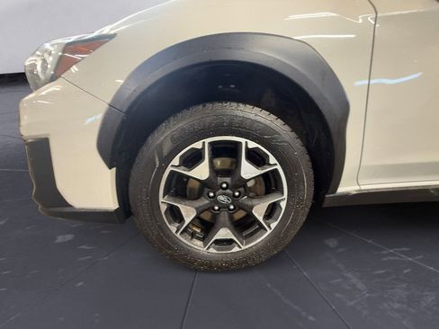 Used 2020 Subaru Crosstrek 2.0i Premium w/ Moonroof Package 2 image 15