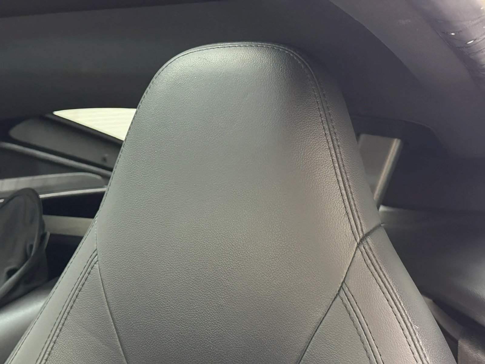Used 2016 Jaguar F-TYPE Coupe RWD image 11