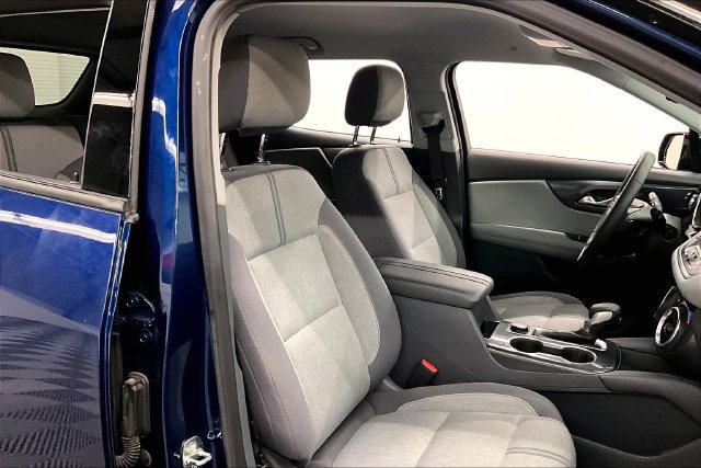 Used 2022 Chevrolet Blazer LT FWD image 8