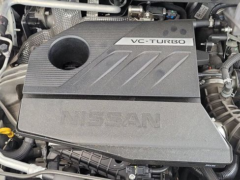 Used 2023 Nissan Rogue SV w/ SV Premium B Package FWD image 10