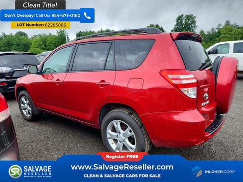 Used 2012 Toyota RAV4 4WD w/ Upgrade Value Pkg image 3