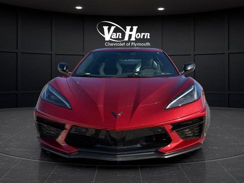 Used 2021 Chevrolet Corvette Stingray Preferred Cpe w/ Z51 Performance Package RWD image 2