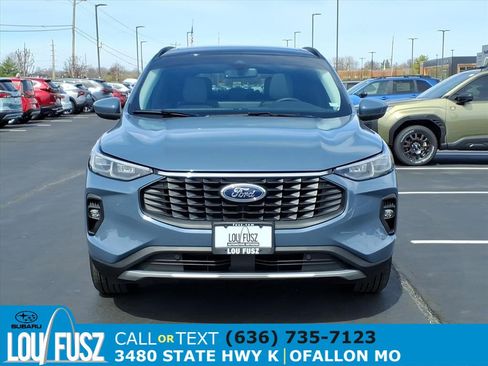 Used 2025 Ford Escape Platinum w/ Class II Trailer Tow Package image 32