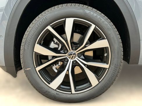 New 2026 Volkswagen Atlas SEL Premium R-Line AWD/4WD image 10