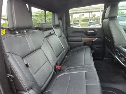 Used 2020 Chevrolet Silverado 1500 High Country w/ Technology Package AWD/4WD image 19