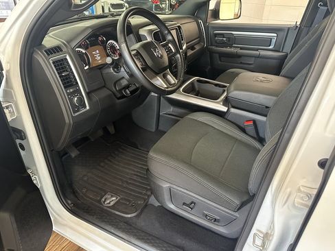 Used 2024 RAM 1500 Warlock w/ Trailer & Traction Group AWD/4WD image 10