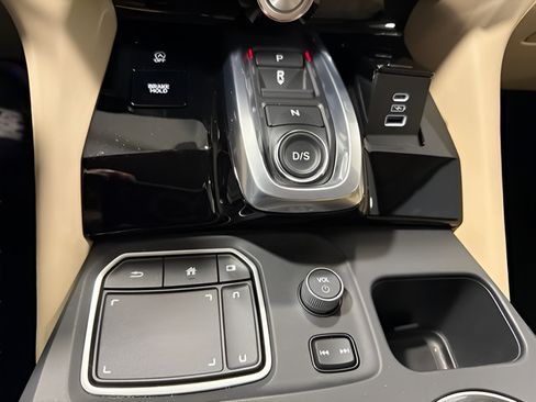 Used 2023 Acura MDX FWD w/ Technology Package image 26