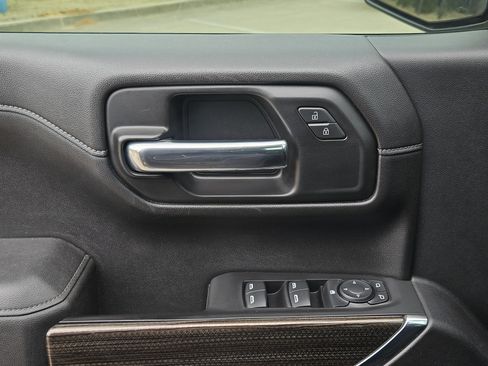 Used 2021 Chevrolet Silverado 1500 RST image 26